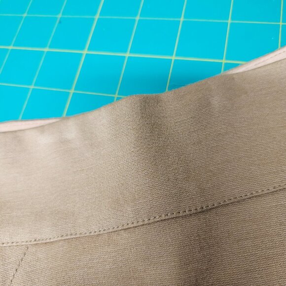 Blazer and skirt - Picture 12 of 12